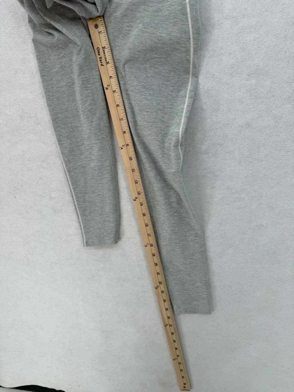 Alosoft High-Waist Heart Throb Legging Athletic Heather‎ Grey/White Size Small